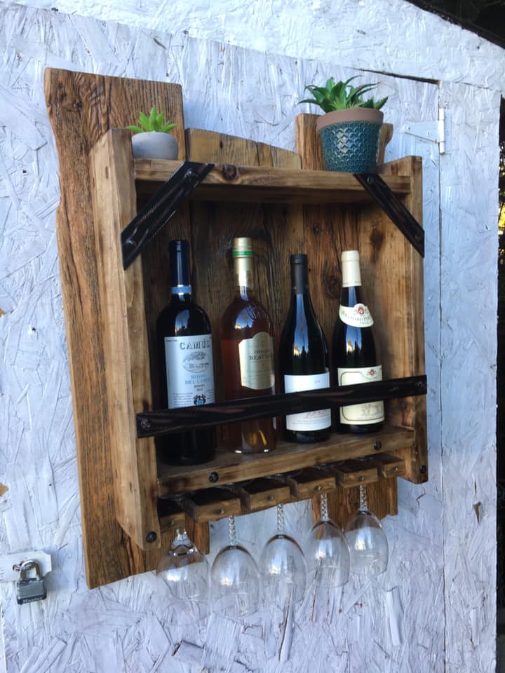 Étagère artisanale